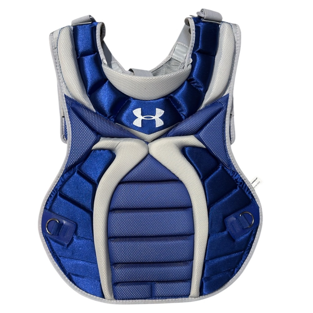 Under Armour UA Pro Serie Adult 16.5 In Catcher Chest Protector Blue UAWCP2-AL